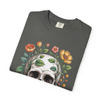 Floraler Totenkopf – Gotische Botanische Kunst